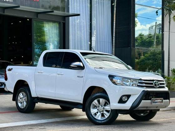 TOYOTA HILUX 2.8 SRV 4X4 CD 16V DIESEL 4P AUTOMÁTICO